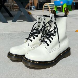 Dr. Martens 1460 W Women Size 8 White Patent Leather 8 Eye Combat Boot